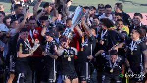 Colo-Colo Campeón