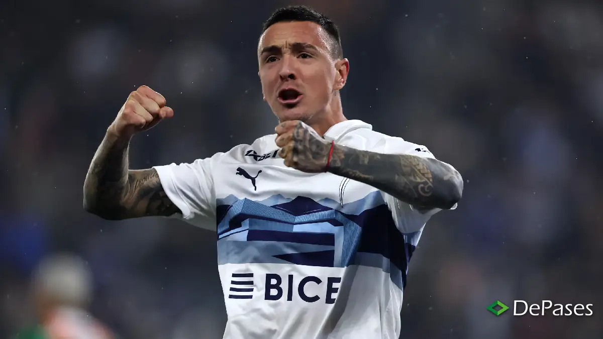 Tomás Asta-Buruaga Universidad Católica