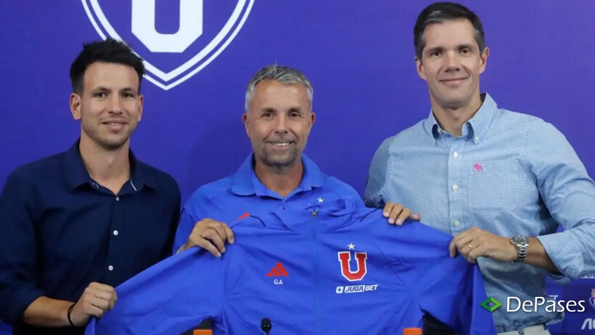 Michael Clark Gustavo Álvarez Universidad de Chile