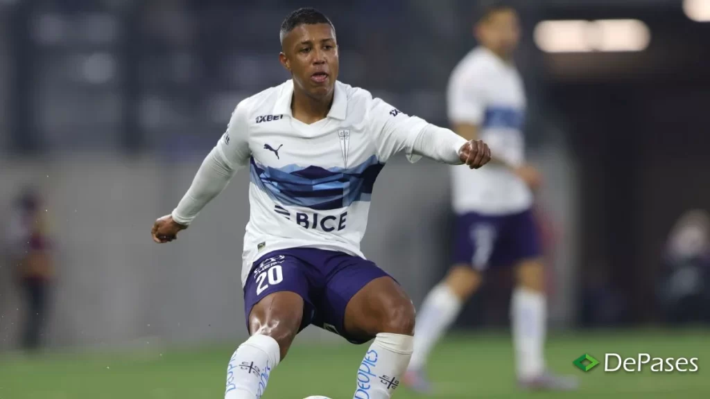 Jhojan Valencia Universidad Católica