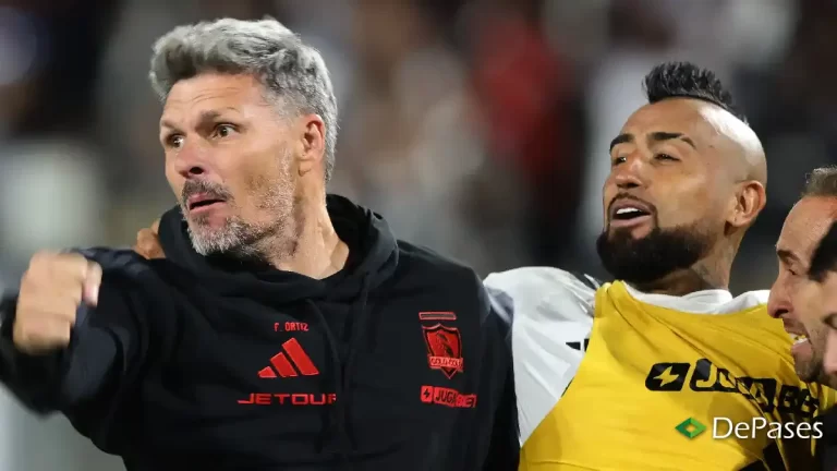 Arturo Vidal Fernando Ortiz Colo-Colo